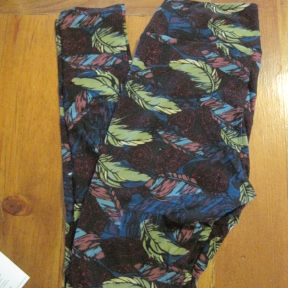 Lularoe Paisley Feathers Leggings, One Size - Picture 2 of 5